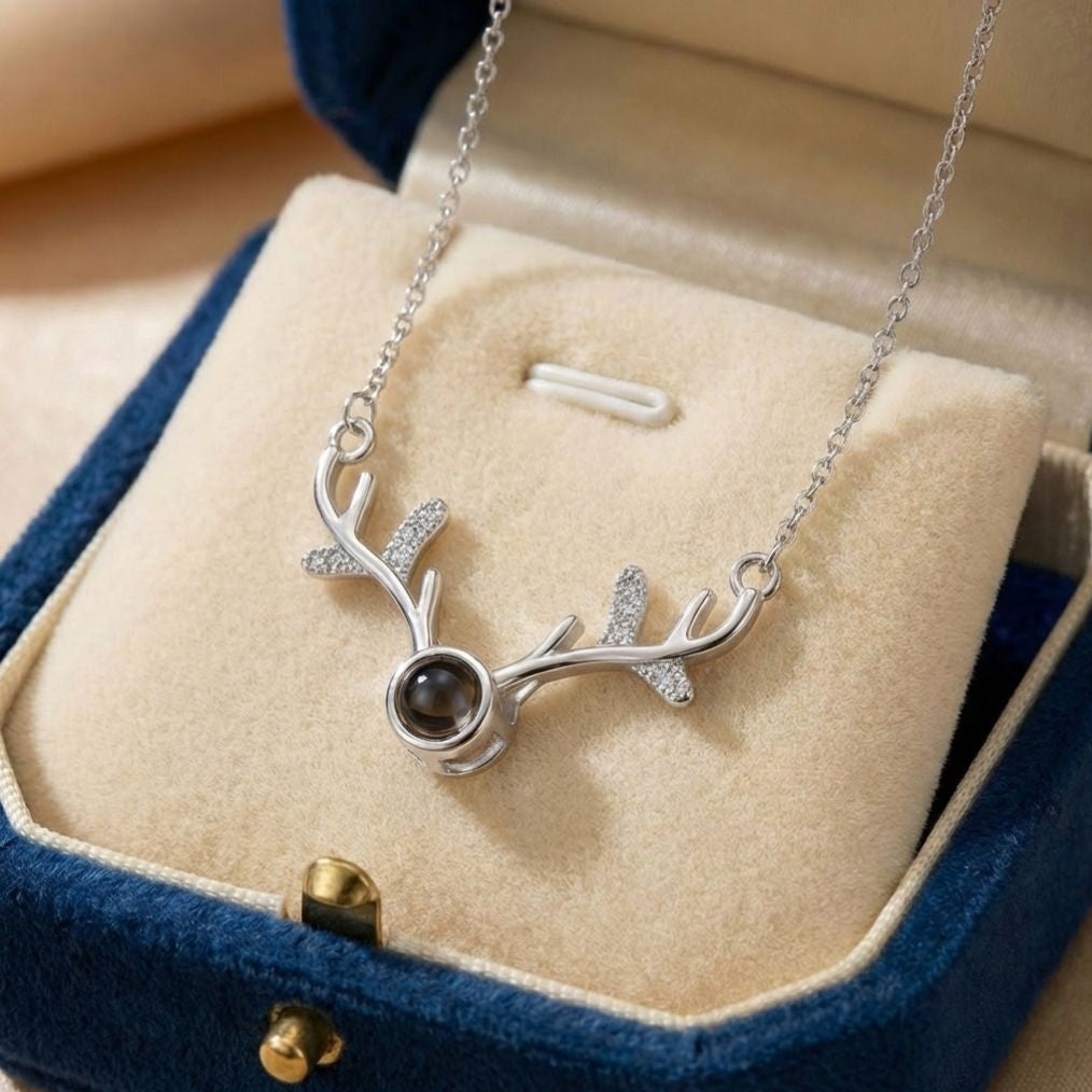 Сребърно Колие Елен с любовно послание на 100 езика