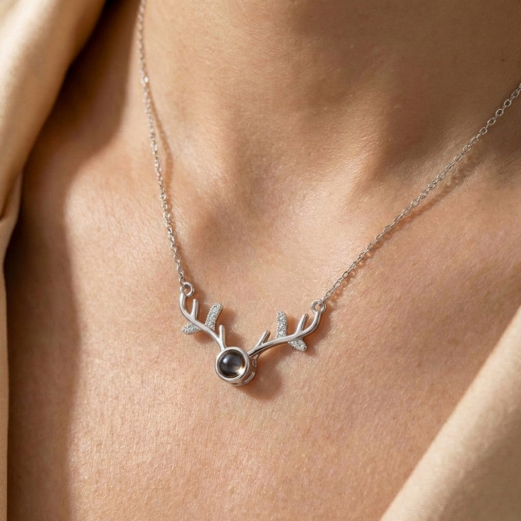 Сребърно Колие Елен с любовно послание на 100 езика